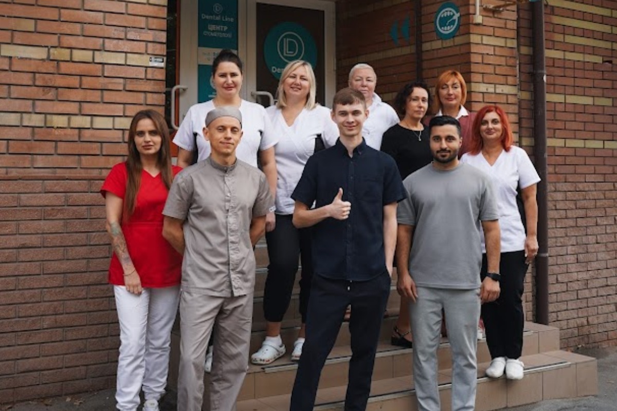 Стоматология Dental Line - наша команда - экстерьер - фото 2